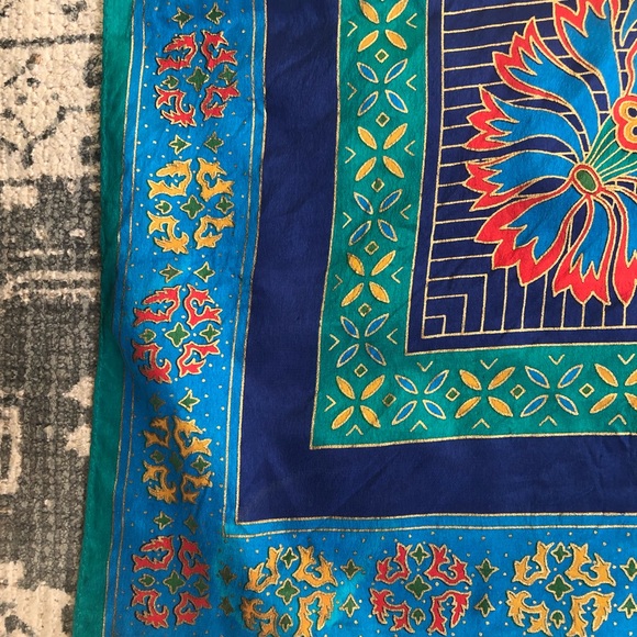 Oscar de la Renta scarf gold red blue teal - Picture 2 of 5